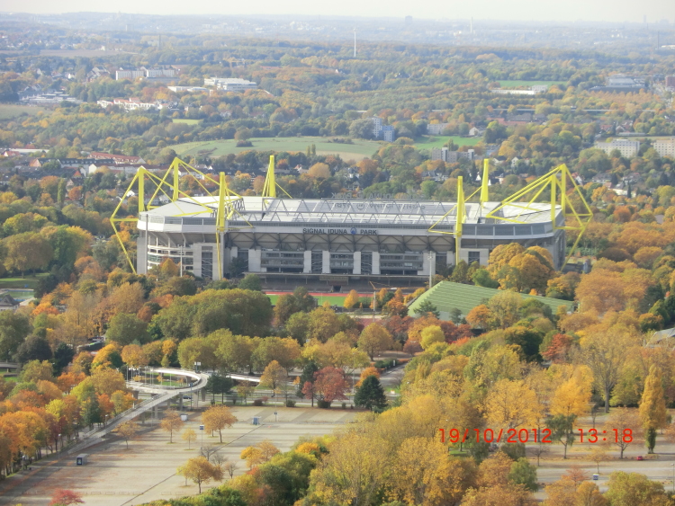 Ein wunderschönes Stadion Signal Iduna Park (Westfalenstadion)